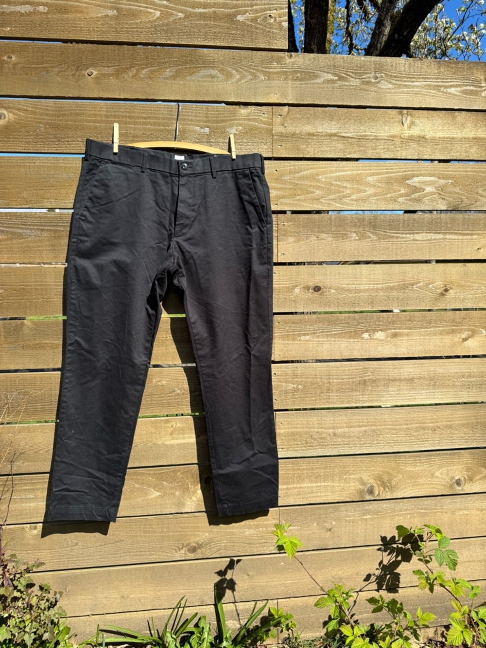 GAP Men's Black Chino Pants
